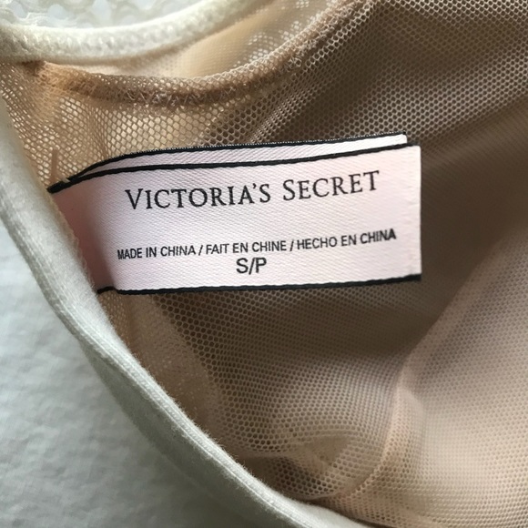 Victoria’s Secret white lace bralette - Picture 7 of 7